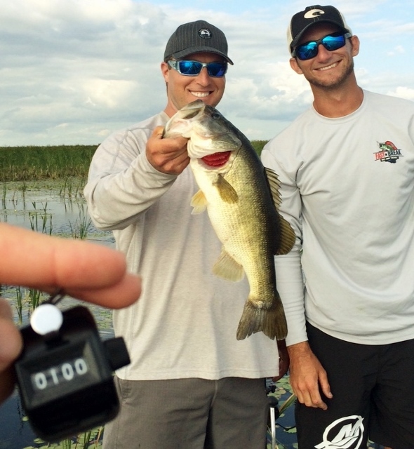 The Air Temp is HOT!!!!! Fishing Even Hotter!!!!!! - Lake Okeechobee Bass  Fishing Guides